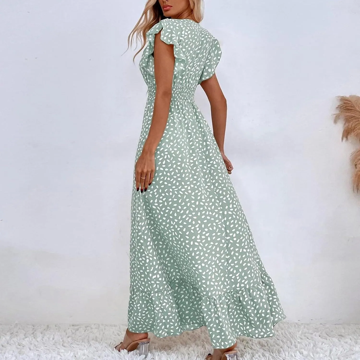 Beach Dresses for Women,2025 Spring Summer Trendy Floral Maxi Dress,Elegant V Neck Ruffle Flowy Ruched Boho Dress