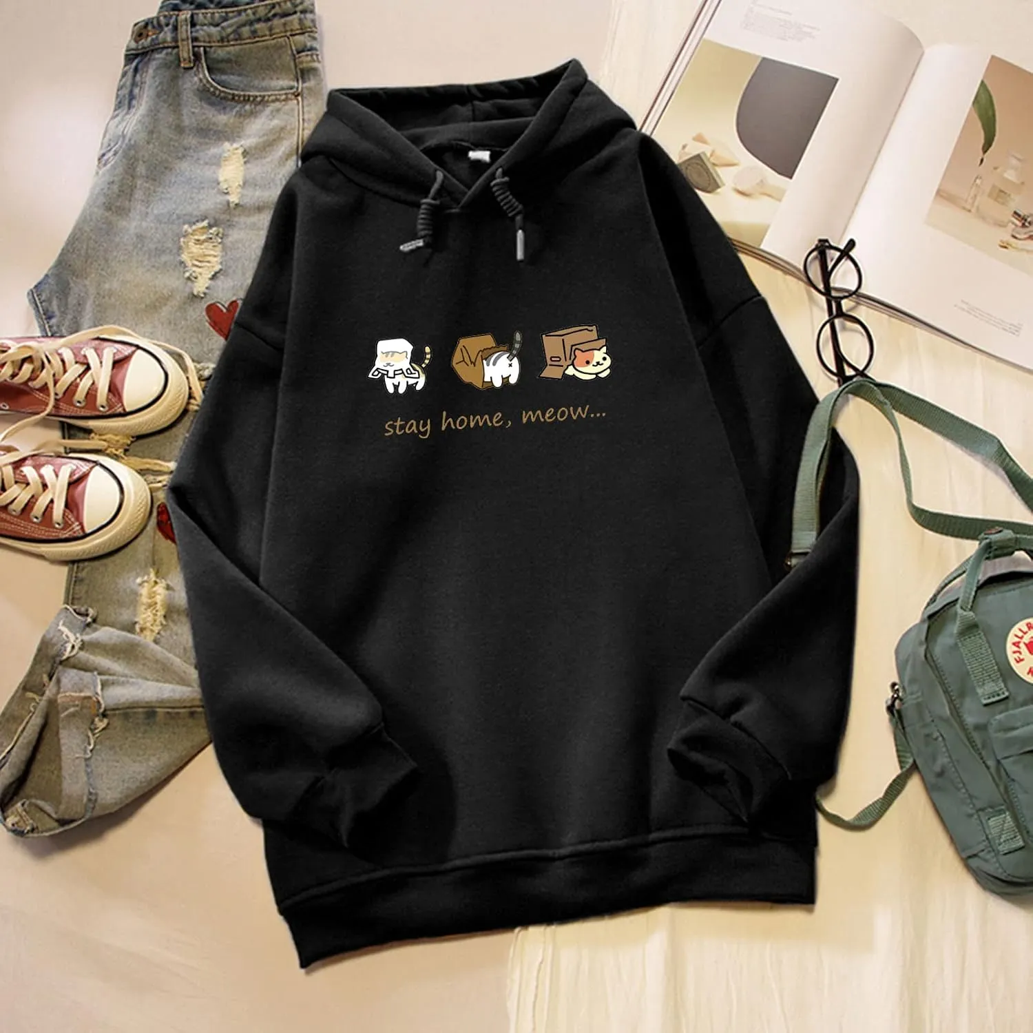 Bobeutou Women Cute Cat Print Oversized Hoodies for Teen Girls Aesthetic Kawaii Cartoon Graphic Fleece Sweatshirt for Women