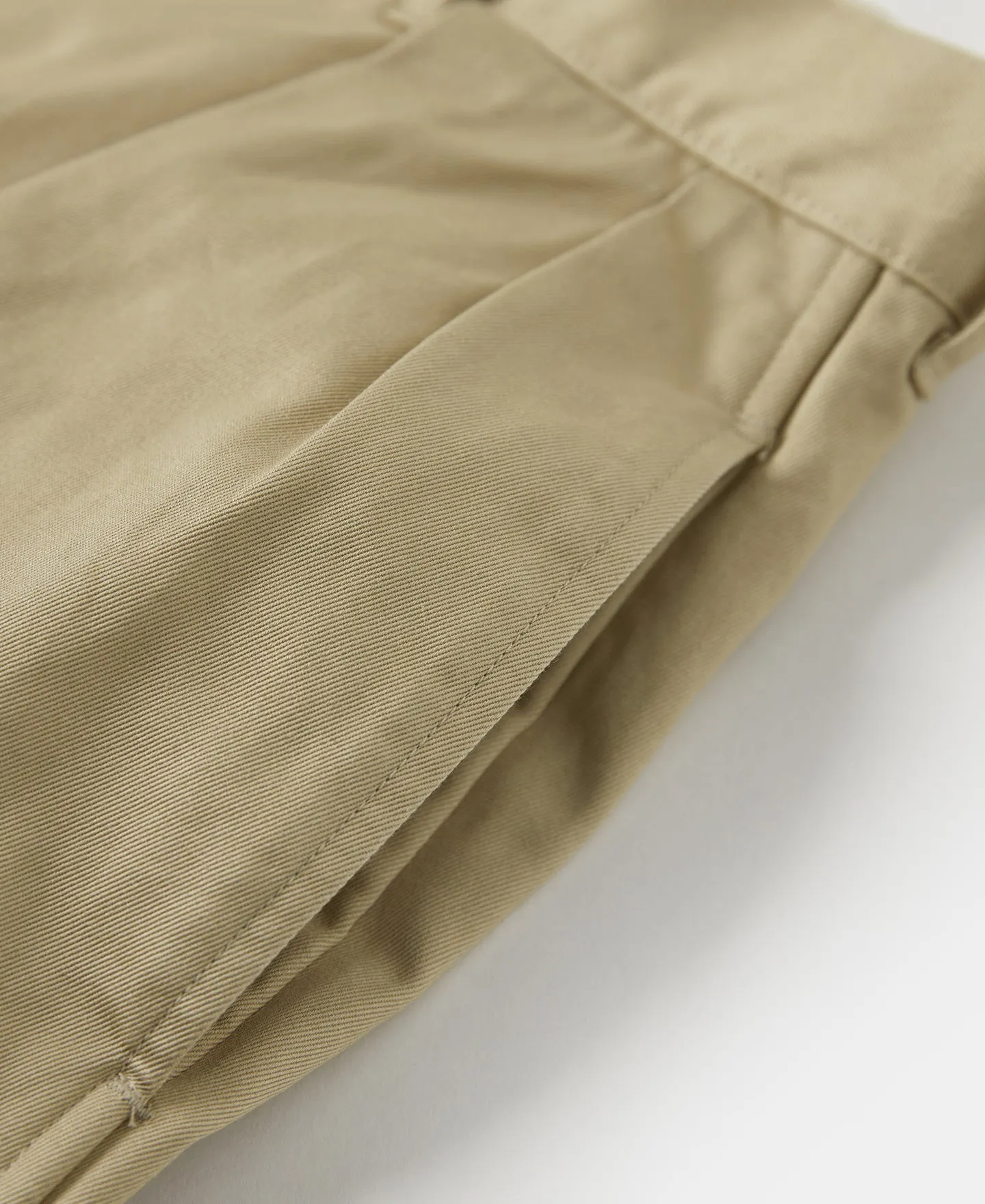 Double-Pleat Relaxed Fit Twill Chino Trousers