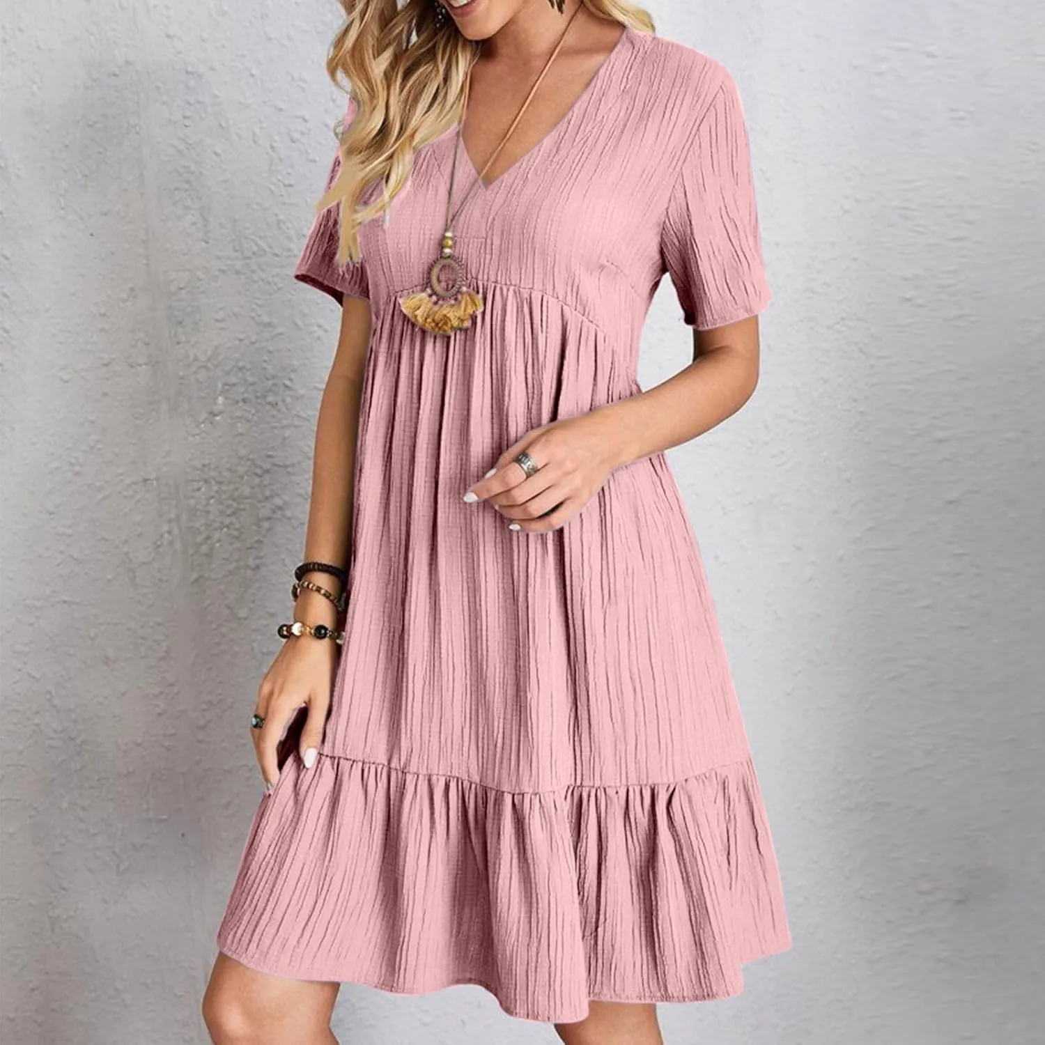 Women's 2025 Summer Short Sleeve Mini Dress Textured Fashion Beach Boho Dress V Neck Casual Ruffle Hem Swing Dress