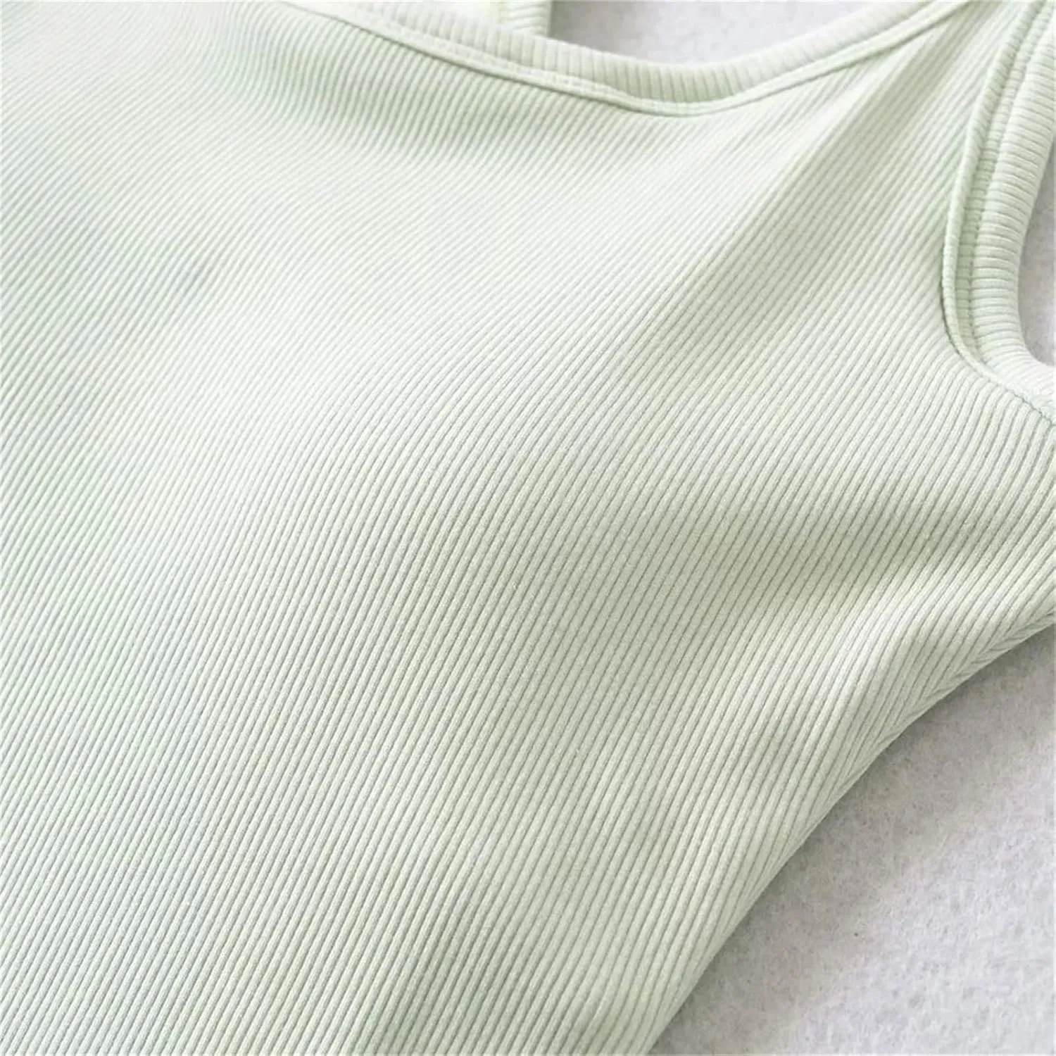 Women's Round Neck Racerback Tank Top Built-in Chest Pads Casual Slim Fit Camisole