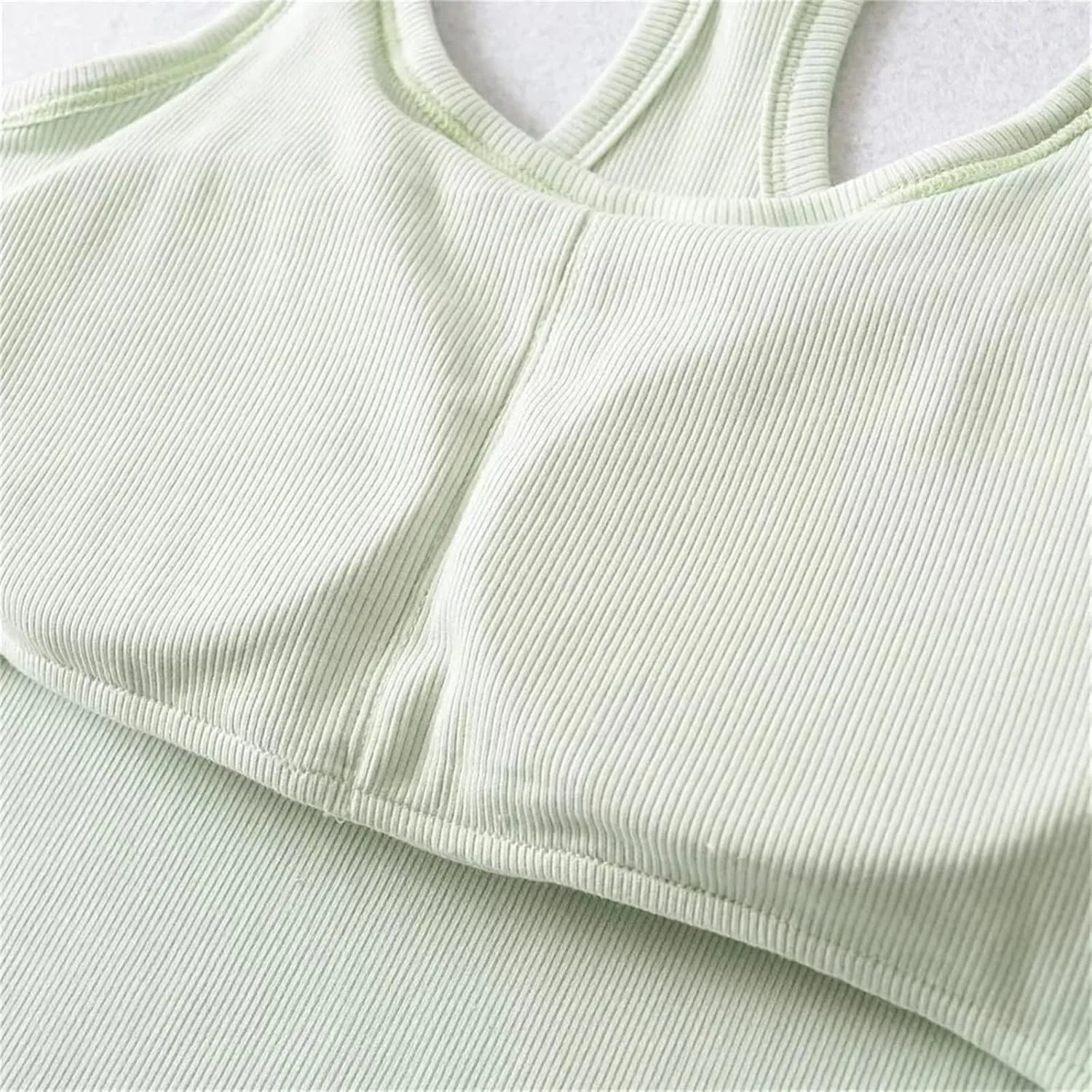 Women's Round Neck Racerback Tank Top Built-in Chest Pads Casual Slim Fit Camisole