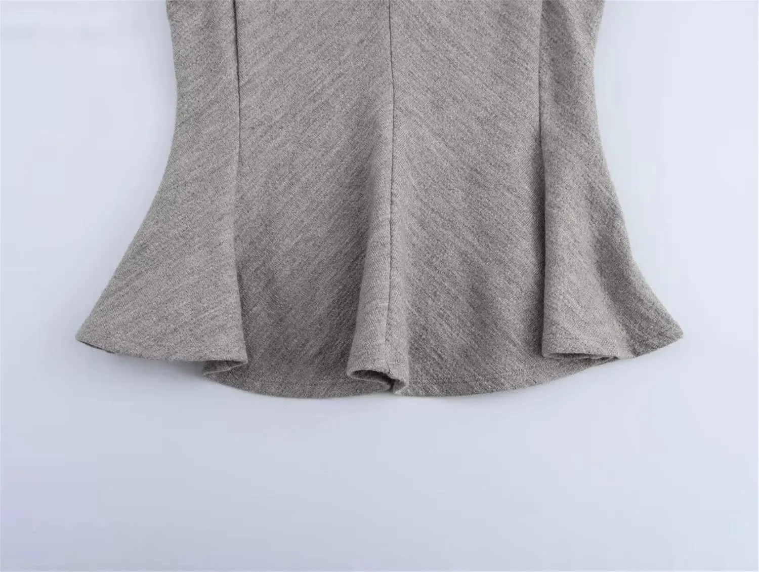 Women's Textured Skirt-Style Hem Tank Top Casual Slim Fit V-Neck Sleeveless Camisole